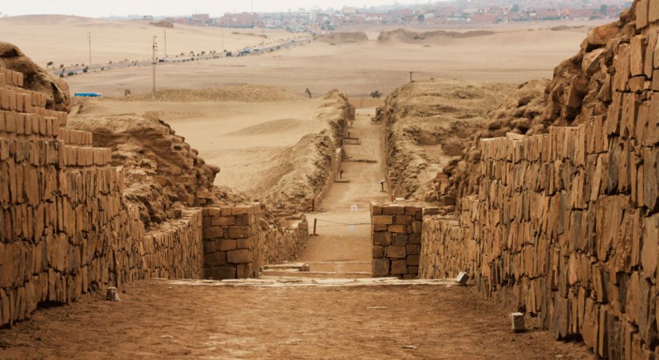 From Lima: Sanctuary of Pachacamac & Barranco - Itinerary Details