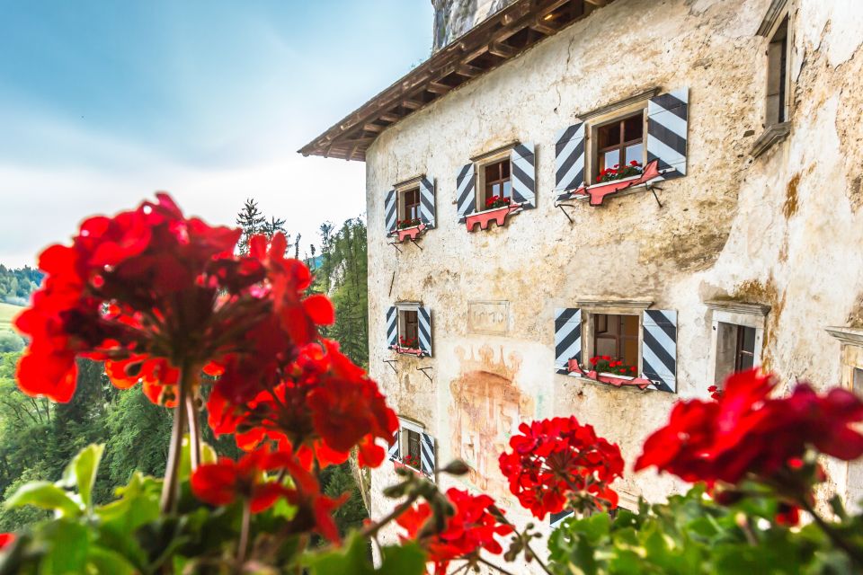 From Ljubljana: Postojna Cave, Predjama Castle and Lake Bled - Postojna Cave Exploration