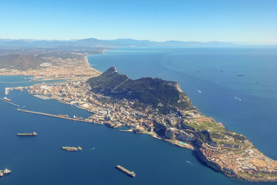 From Malaga and Costa Del Sol: Gibraltar Shopping Tour - Sightseeing Highlights