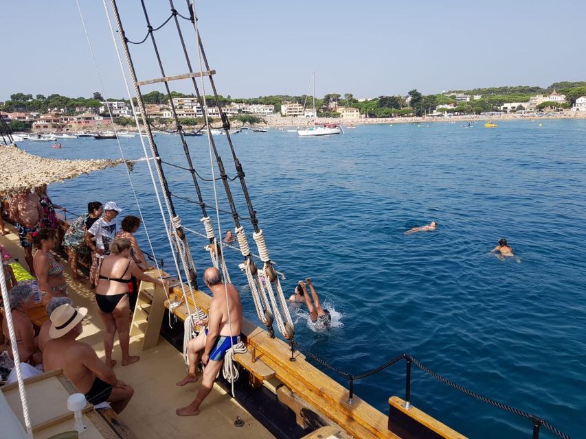 From Palamós: Southern Coast Sailing Tour - Meeting Point and Accessibility