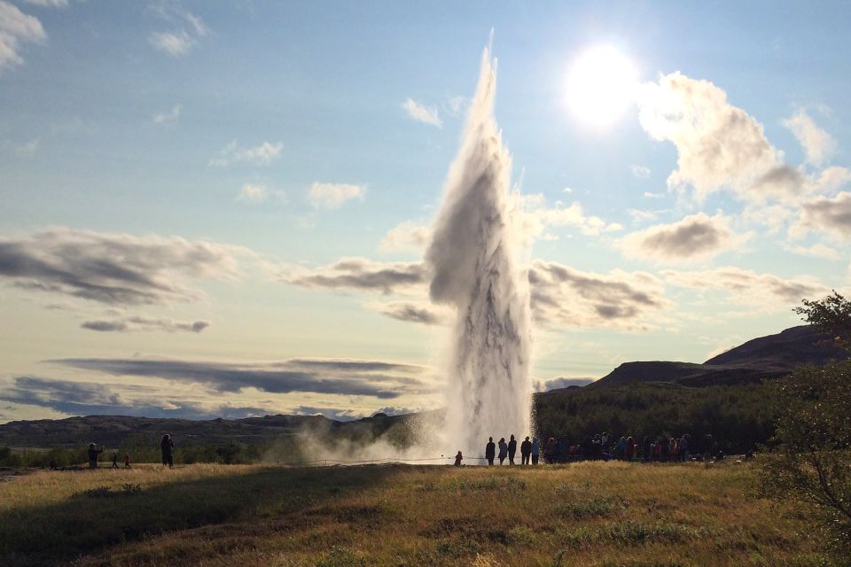 From Reykjavik: Golden Circle and Northern Lights Combo - Meeting Point and Logistics