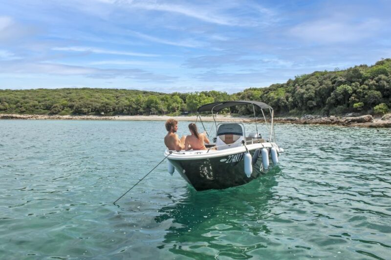 From Rovinj: Sea Caves & Sandy Levan Island Speedboat Tour - Detailed Itinerary