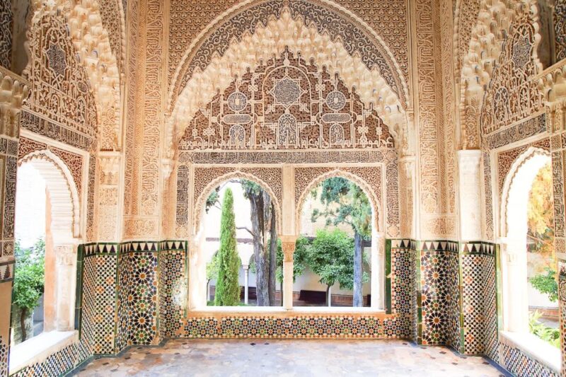From Seville: Granada Day Trip With Alhambra and Albaicín - Inclusions and Exclusions