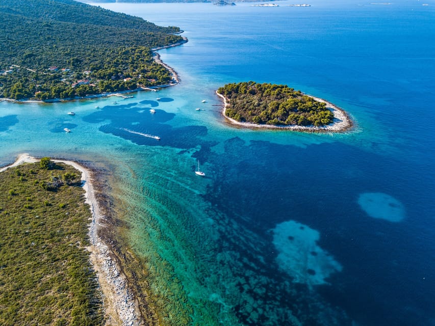 From Split: 6-Island Boat Tour With Hvar, ŠOlta, and Brač - Included Services