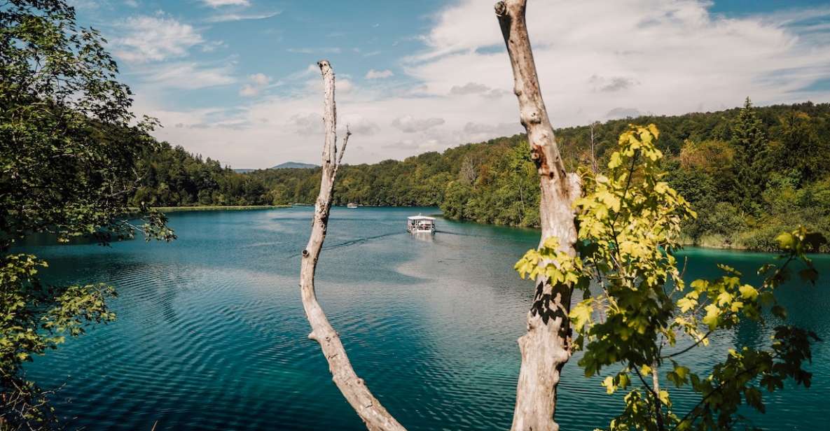 From Split: Plitvice Lakes Guided Day Tour With Tickets - Tour Features