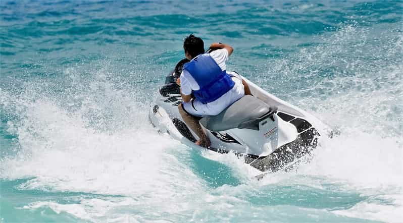 From St. Julians: Jet Ski Safari to the South of Malta - Safety and Equipment