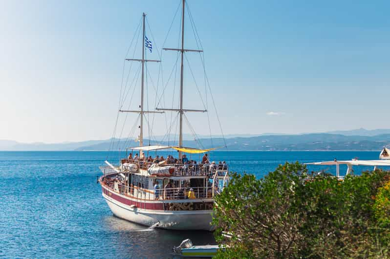 From Thessaloniki: Halkidiki Blue Lagoon Cruise With Lunch - Transportation Details