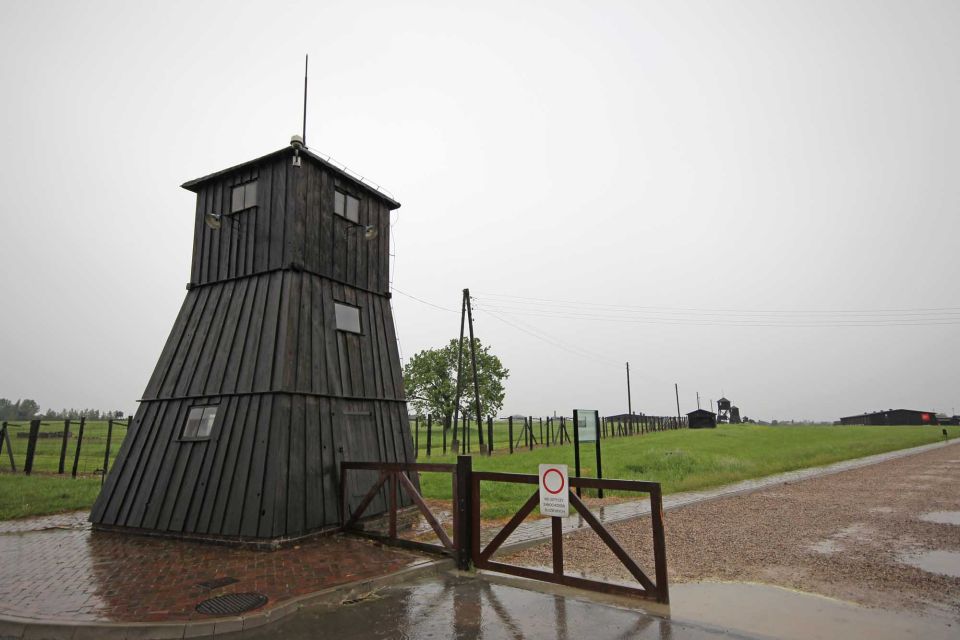 From Warsaw: Private Day Trip to Lublin and Majdanek Camp - Majdanek Camp Experience