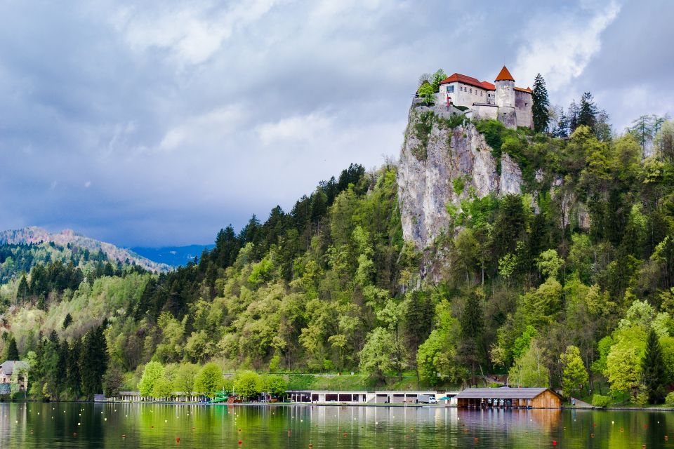 From Zagreb: Lake Bled and Ljubljana Private Day Tour - Visiting Lake Bled