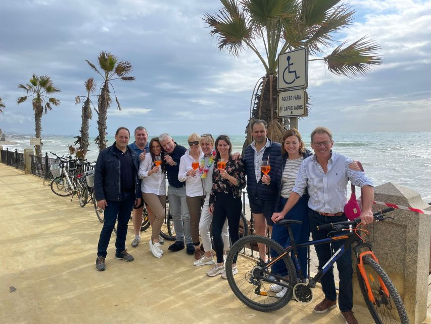 Fuengirola: City Highlights Guided Bike Tour - Group and Language Details