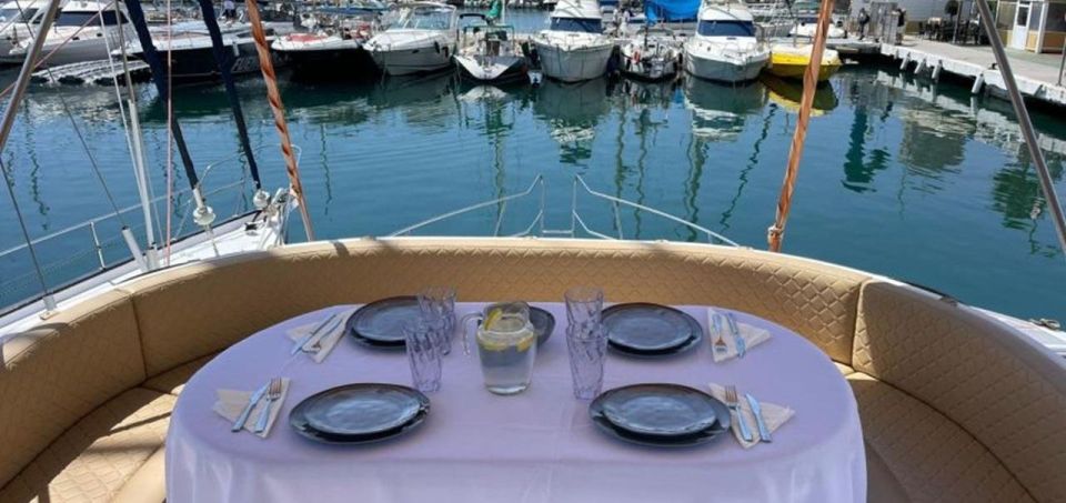 Fuengirola: Sunset Boat Tour With Champagne Diner - Experience Highlights