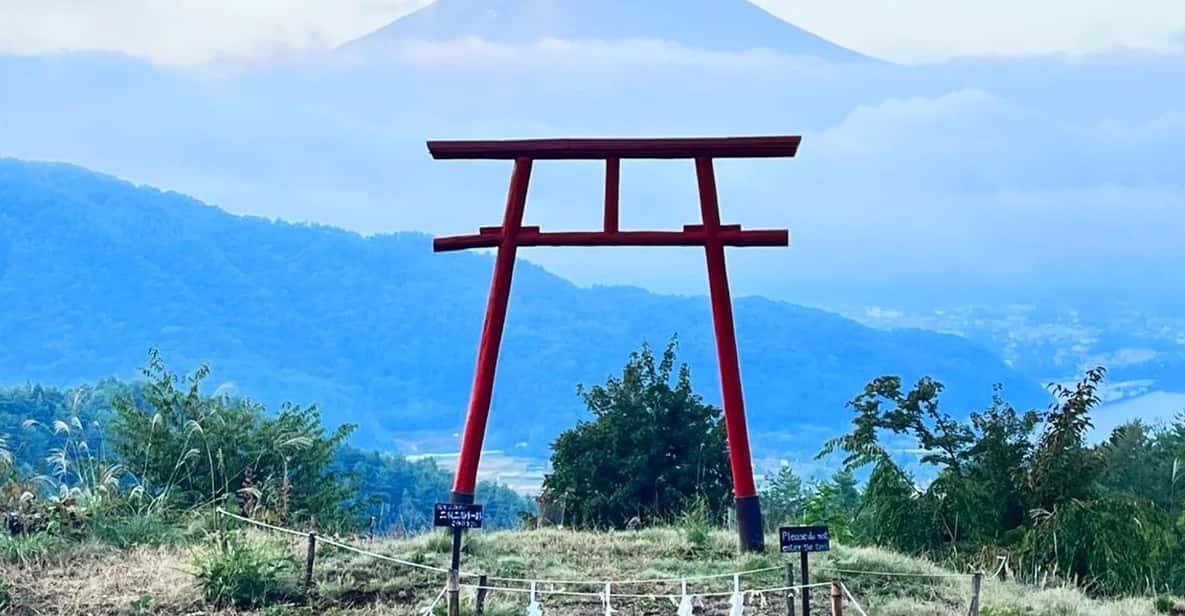 Fuji Kawaguchiko, Hot Spring, Wind & Ice Cave Adventure Day - Guided Experience