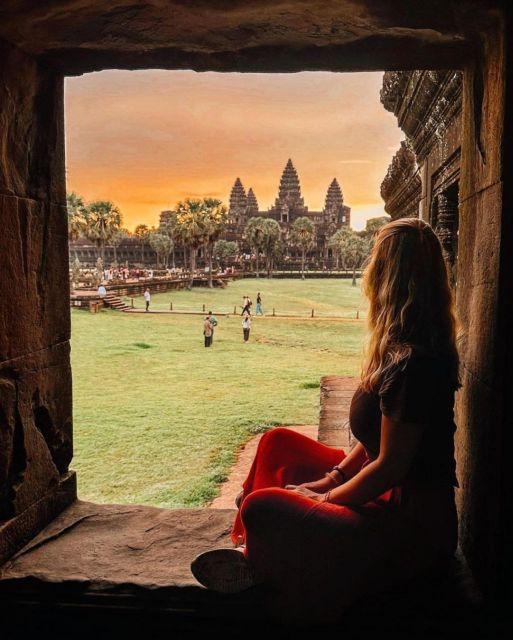 Full Day Angkor Temple Complex Plus Banteay Srei Tour - Booking Details