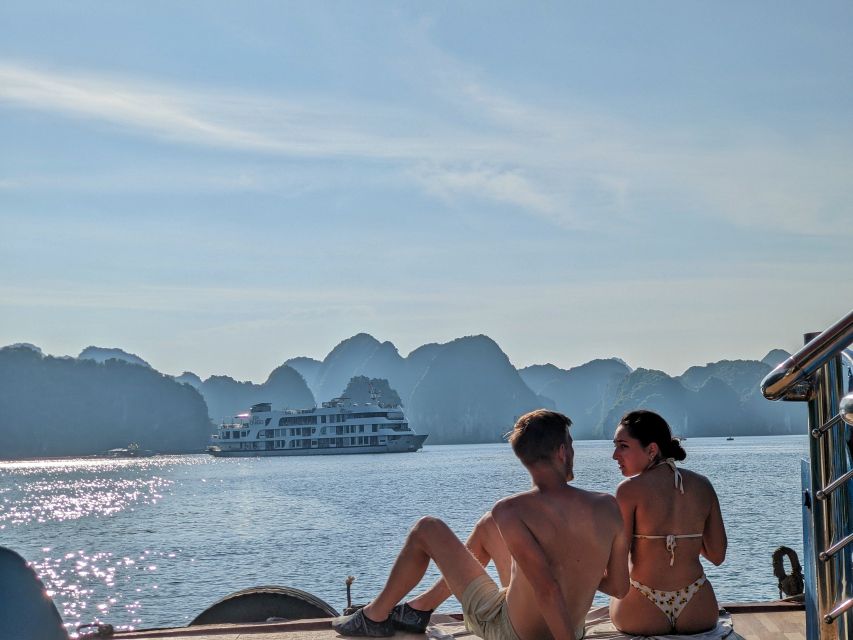 Full-Day Cruise and Kayak in Lan Ha Bay, Cat Ba Island - Included Services