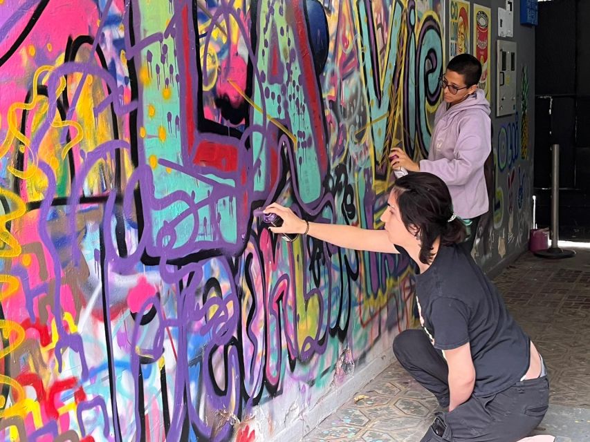 Fun Graffiti Workshop: The Art of Aerosol and Color - Advanced Street Art Skills