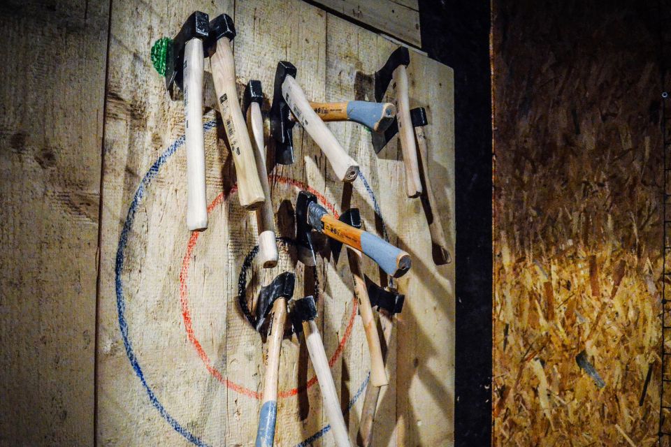 Gdańsk: Axe Throwing - How to Book Your Session