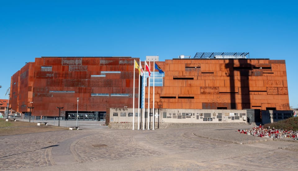 Gdansk: European Solidarity Centre Guided Tour - Inclusions and Accessibility