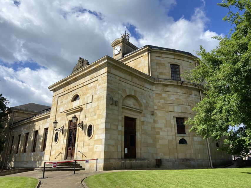 Gernika Walking Tour: War and Peace - Basque Culture and History