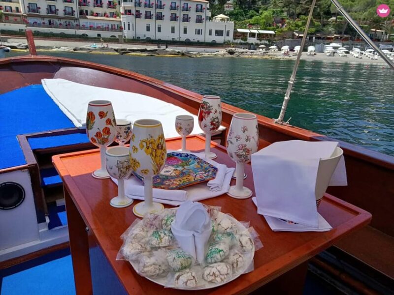 Giardini Naxos: Isola Bella and Grottos Cruise With Aperitif - Included in the Tour