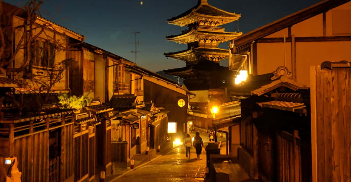 Gion: Night Owl Walking Tour - Detailed Tour Itinerary