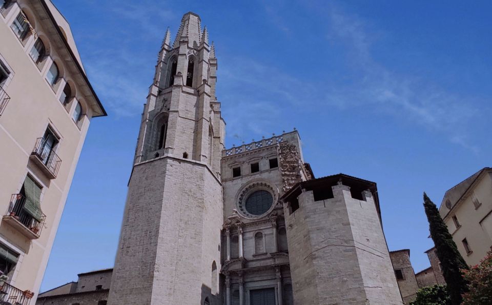 Girona: Cathedral of Girona + Art Museum + St. Felix Church - Timetables for Attractions