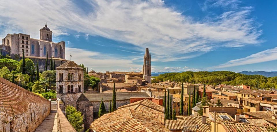 Girona: Discover the City - Audio Walking Guide App-Based - Features of the Audio Guide