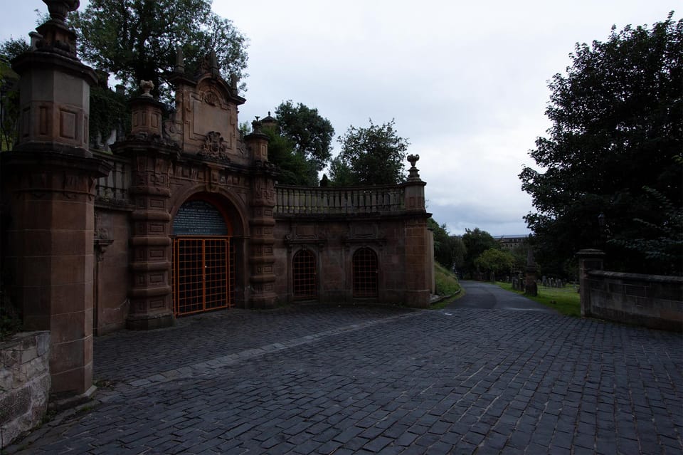 Glasgow: Ghouls, Ghosts & Gruesome Tales Guided Walking Tour - Customer Reviews