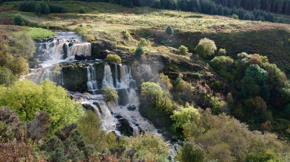 Glasgow: Loup of Fintry Waterfall Guided Tour - Scenic Bus Ride