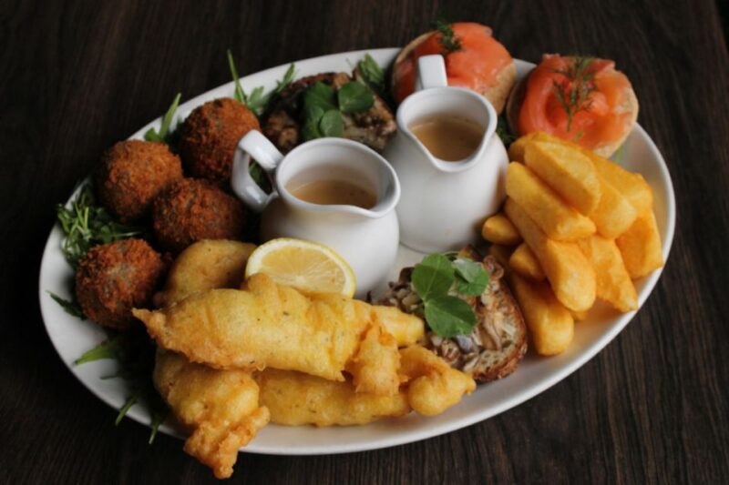 Glasgow: Whisky Tasting and Scottish Sharing Platter - Tasting Experience Highlights