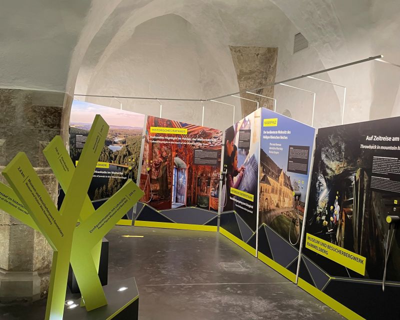 Goslar: Tour of the Historic Town Hall - Language Availability