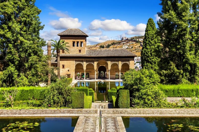 Granada: 3-Hour Fast-Track Alhambra Tour - Tour Details