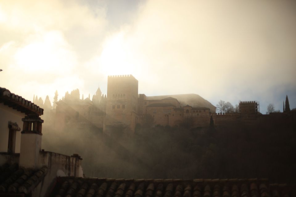 Granada: Albaicin and Sacromonte E-Bike Tour - Tour Details