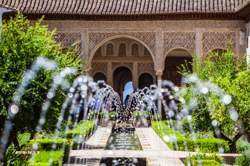 Granada: Alhambra, Alcazaba, and Nasrid Palaces Tour - Customer Reviews