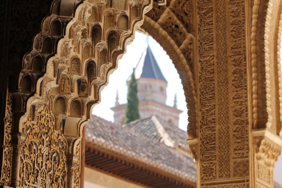 Granada: Alhambra Tour in a Premium Group - Starting Locations