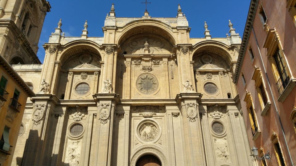 Granada: Cathedra&Royal Chapel & Albaicín Skip the Line Tour - Experience Highlights