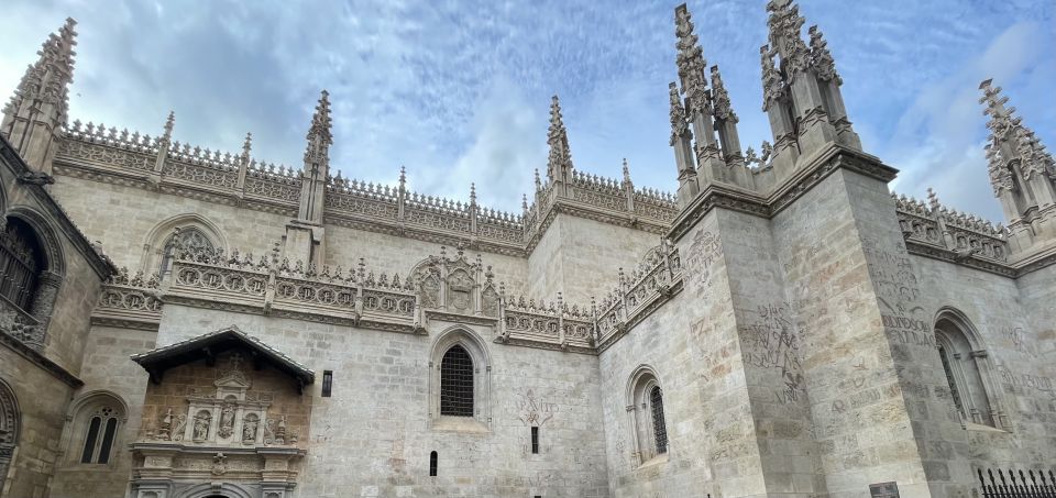 Granada: Royal Chapel and Cathedral Private Tour With Ticket - Itinerary