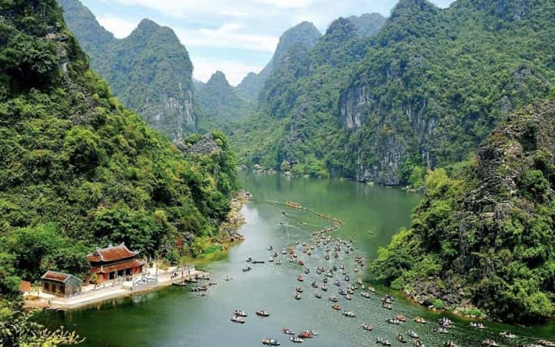 Group Tour: Hoa Lu - Trang An - Mua Cave From Ha Noi - Mua Cave (Dragon Peak)