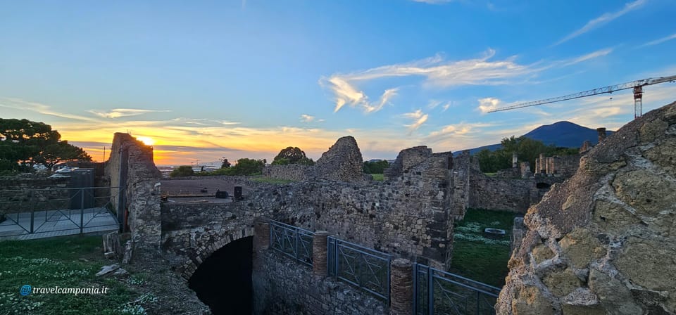 Guided Group Tour Pompeii With Archaeologist and Skip Line - Meeting Point and Information