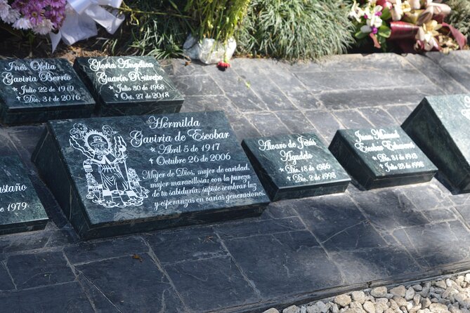 Half-day Private Historical Tour in Pablo Escobar - Customization Options