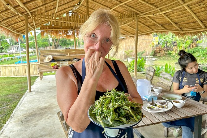 Half-Day Thai CookingClass at A Roi Dee Organic Farm in ChiangMai - Accessibility Features