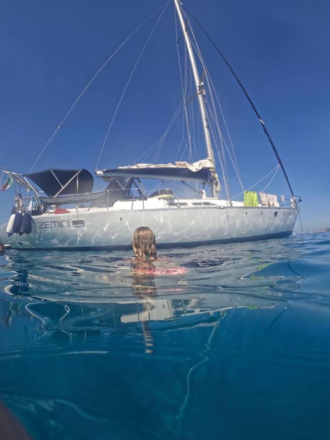 Half Day Tour Alghero - 15 M Sailing Boat - Navigating Capo Caccia