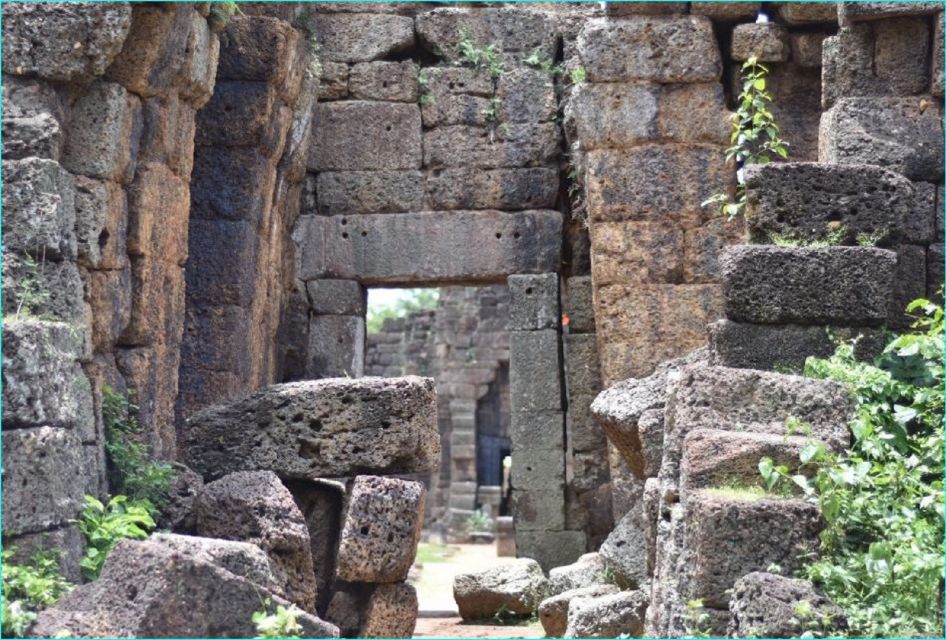 Half-Day Tour of Tonle Bati and Ta Prohm Temples - Cultural Significance