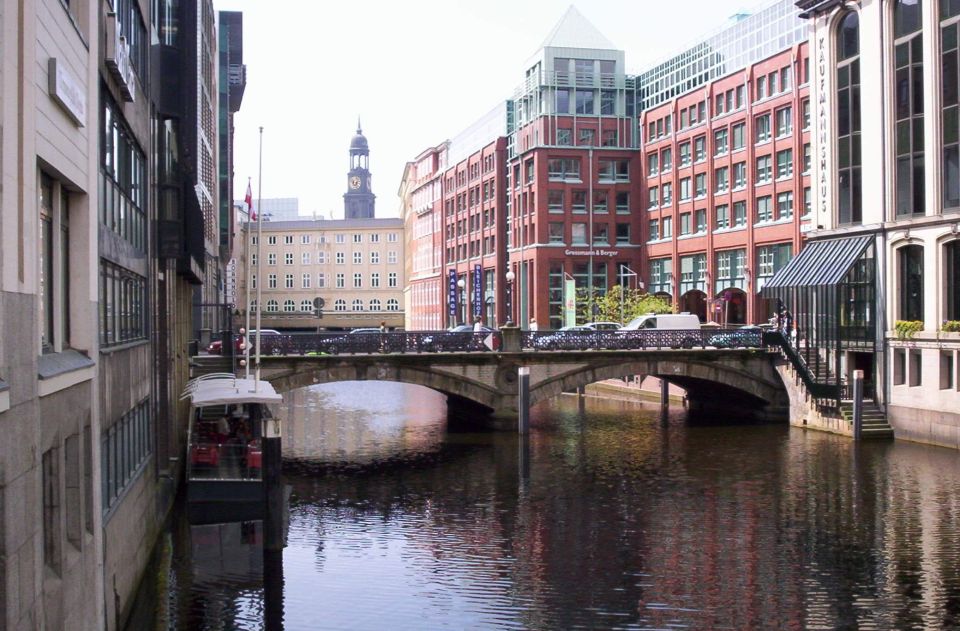 Hamburg: City Tour by Bike With Elbphilharmonie - Included in the Tour