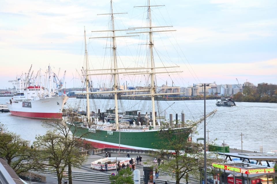 Hamburg: Harbour Highlights Self-Guided Discovery Walk - Harbour History and Landmarks