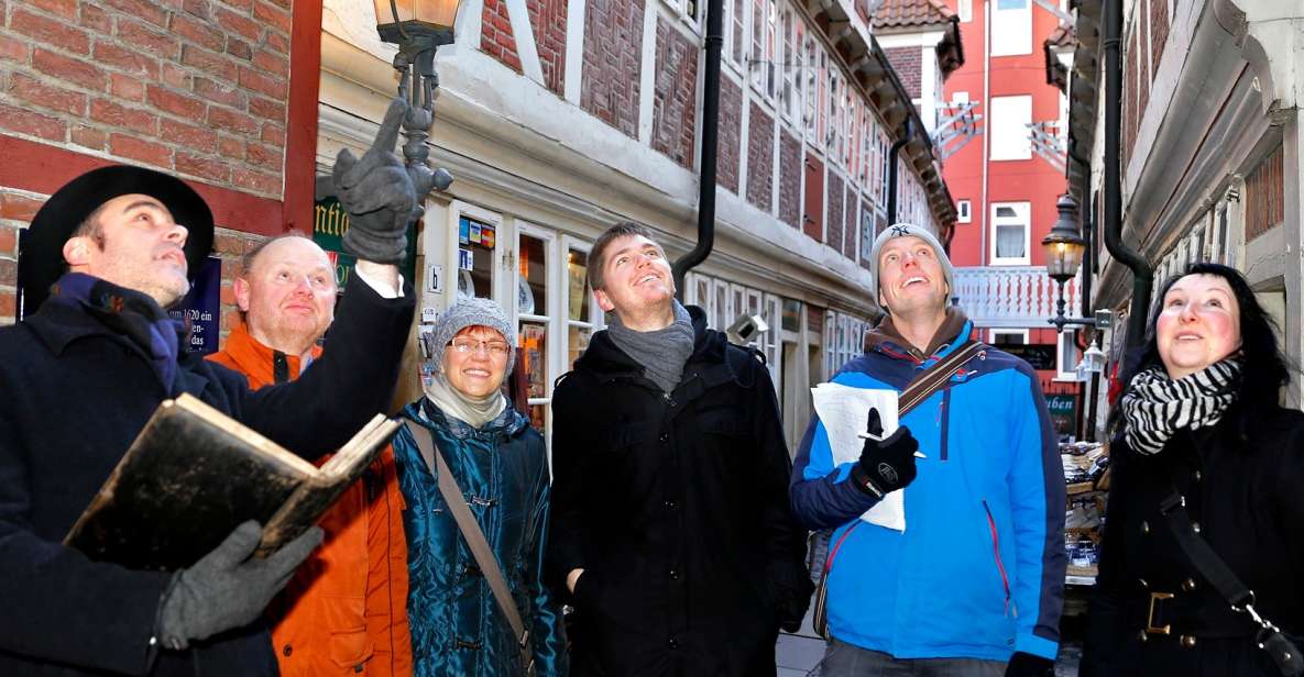 Hamburg: Interactive Crime Theater Tour in German - Tour Features