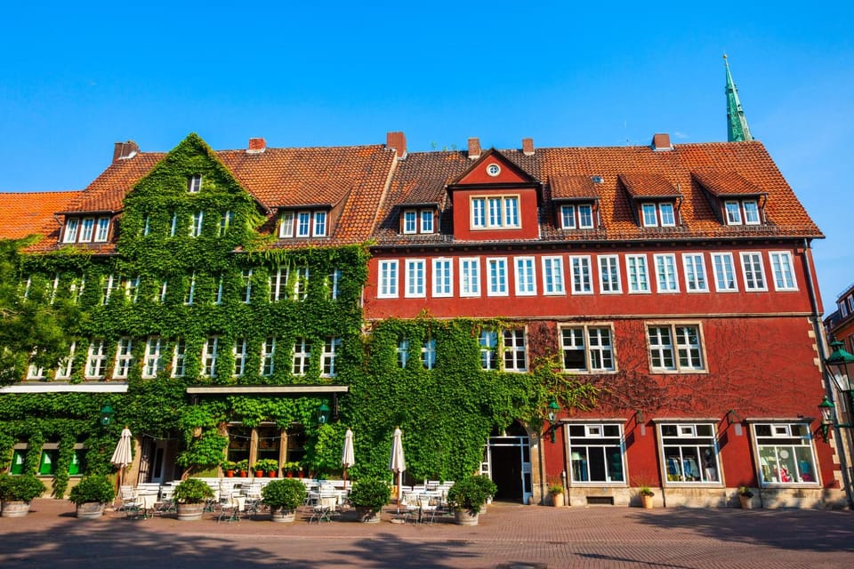 Hannover: Express Walk With a Local in 60 Minutes - Experience Highlights