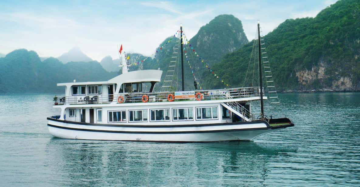 Hanoi: 1-Day Ha Long Bay Cruise, Titop Island & Luon Cave - Activities on the Cruise