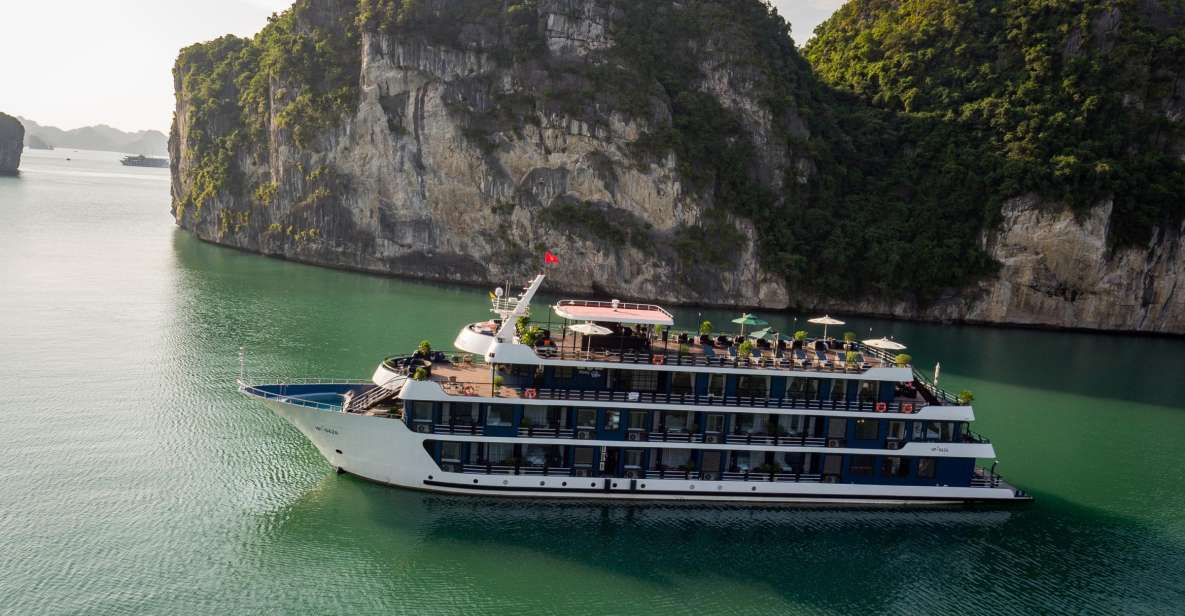 Hanoi: 5-Star 3-Day Halong Bay Cruising Experience - Day 1 Itinerary