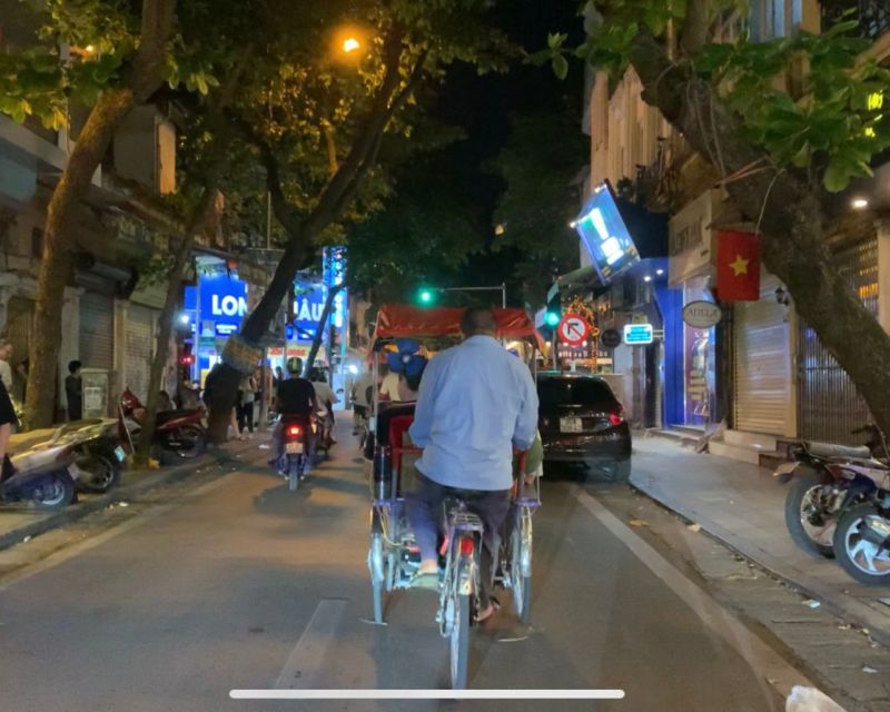 Hanoi: Embark On A Cyclo City View Tour - Unique Cyclo Experience