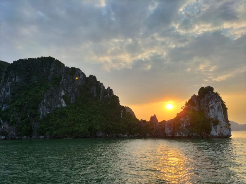 Hanoi: Ha Long Bay All-Inclusive Cruise With Kayaking - Inclusions